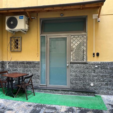 Casa Fiore Apartment เนเปิลส์ ภายนอก รูปภาพ